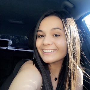 Meet your Posher, Elianah